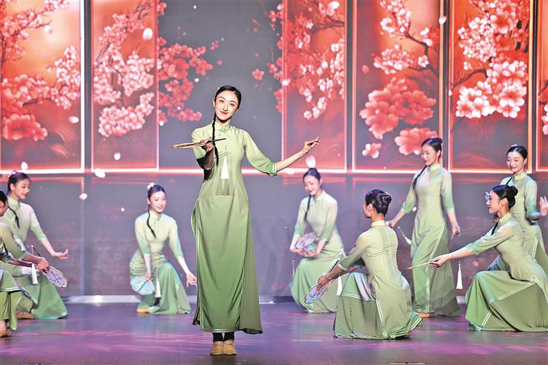 “家门口赏好戏”无锡首站演出精彩上演