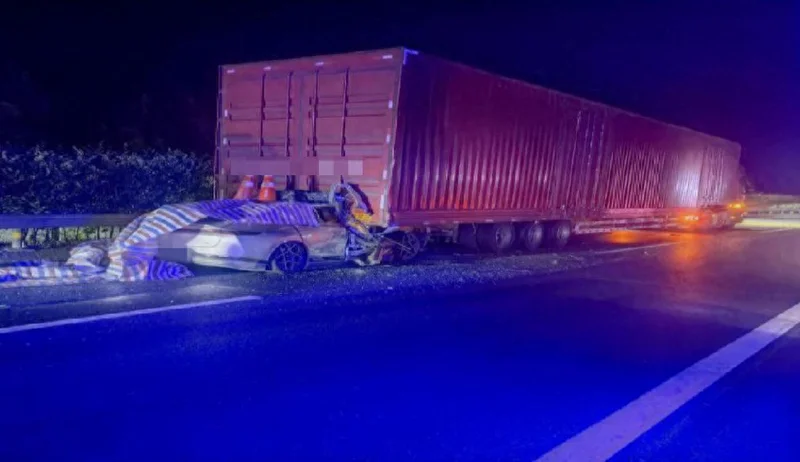 血泊中的智驾迷思:10万元级智驾车 是馅饼还是陷阱?