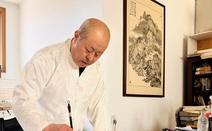 城阳故事 | 赵丕海——心怀赤诚,晕染笔墨里的时...