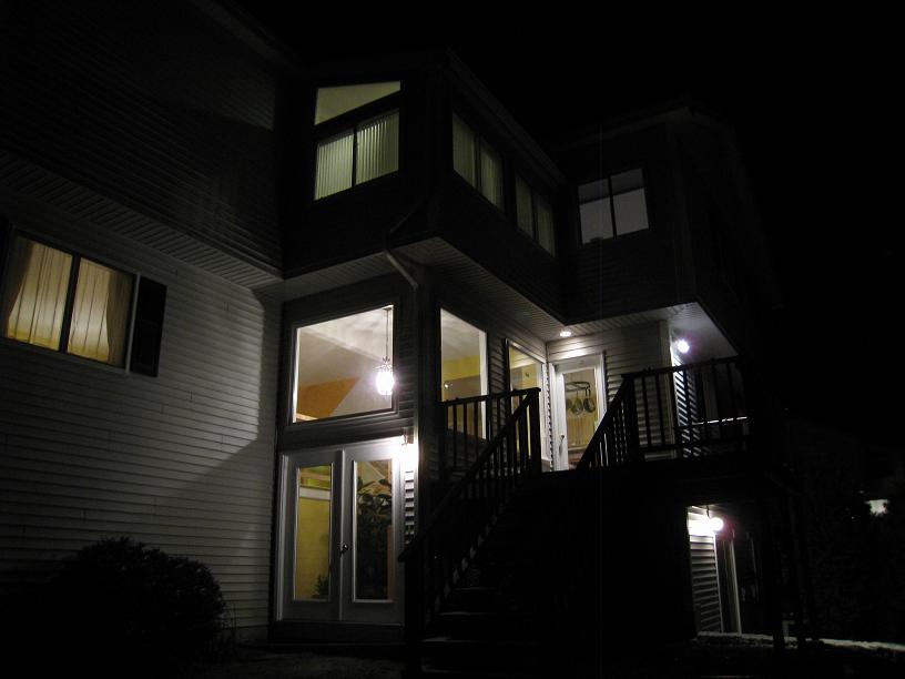Casa Isenberg lit up for Earth Hour 2010