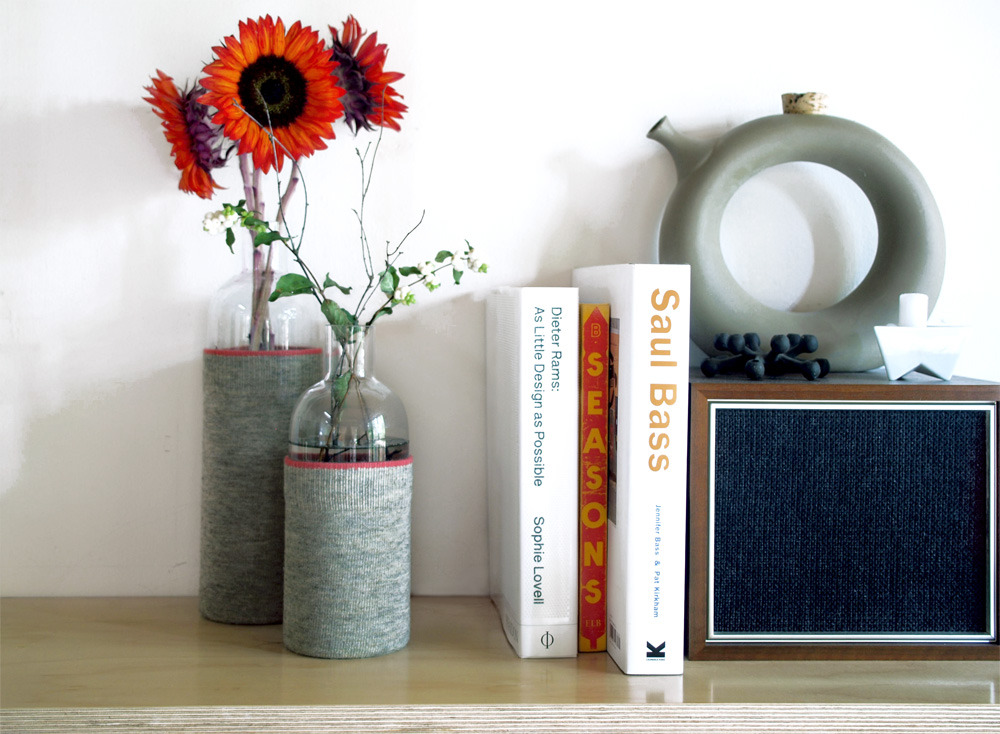 It’s almost fall and the shabby chic decorators are in their element. If you do a Pinterest or Google search for modern fall decor, there isn’t a lot of inspiration. I personally like to keep seasonal decorating somewhat understated, so you won’t see...