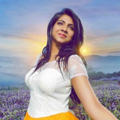 Director K.V Anand Appreciated Madonna Sebastian in Kavan Director K.V Anand Appreciated Madonna Sebastian in Kavan