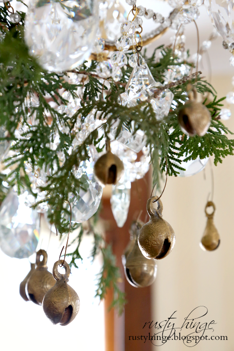 Christmas Home Tour 2016 ~ Rusty Hinge Vintage Sleigh Bells