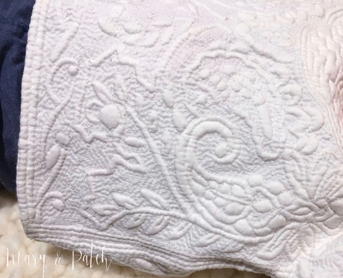 Baby blouse in Provence boutis, hand embroidered and quilted