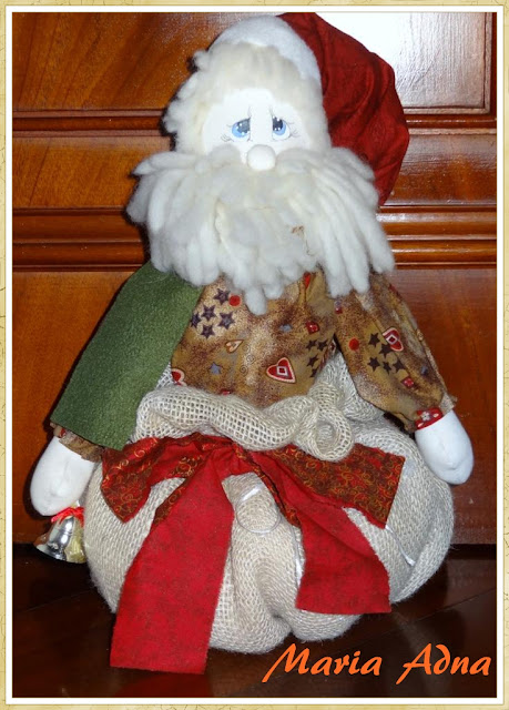 Papai Noel III - Maria Adna Ateliê Papai Noel, Maria Adna, Decoração natalina, Decoração de Natal, Artigos de Natal, Natal, Patchwork bolsas e afins