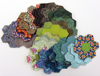 44 hexie flowers, Robin Atkins 44 hexie flowers, Robin Atkins