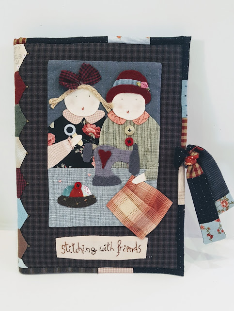 Stitching with Friends - funda de reglas | Twinkle designs R&R Stitching with Friends - funda de reglas | Twinkle designs R&R