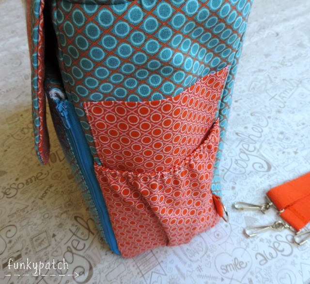Bolso-mochila con elefante Bolso-mochila para la canastilla del bebé personalizado y handamade