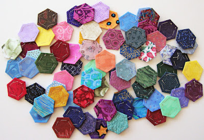 basted hexie flower petal centers, new hexie quilt by Robin Atkins basted hexie flower petal centers, new hexie quilt by Robin Atkins