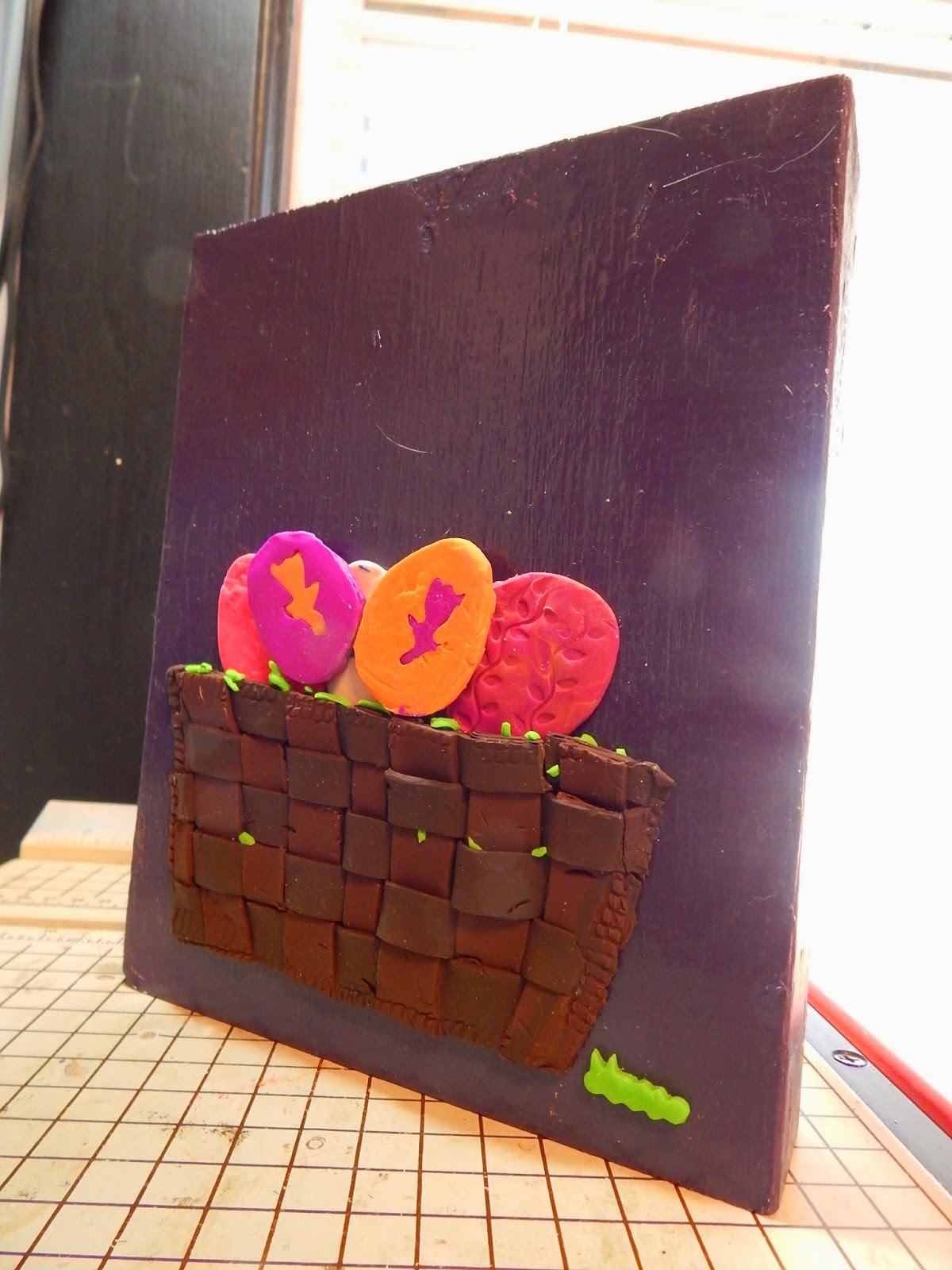 http://alteredbooklover.blogspot.com/2014/03/how-to-celebrate-easter-using-sculpey.html