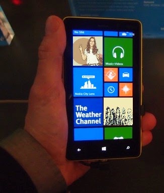 Mudahnya Berkomunikasi Dengan Nokia Lumia Mudahnya Berkomunikasi Dengan Nokia Lumia