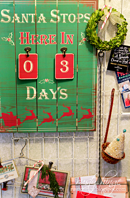 Countdown to Christmas with Balsam Hill Rusty Hinge Christmas message board
