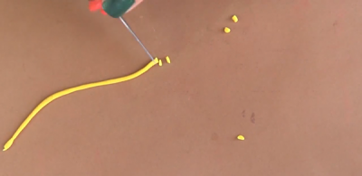 Kerajinan Tangan Dari Tanah Liat Unik Membentuk Kalung Hati Strawberry Kerajinan Tangan Dari Tanah Liat Unik Membentuk Kalung Hati Strawberry