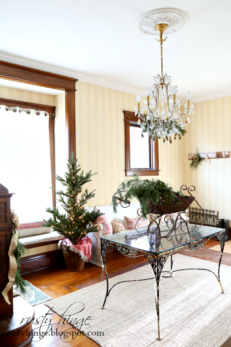 Christmas Home Tour 2016 ~ Rusty Hinge Vintage-French-Sleigh