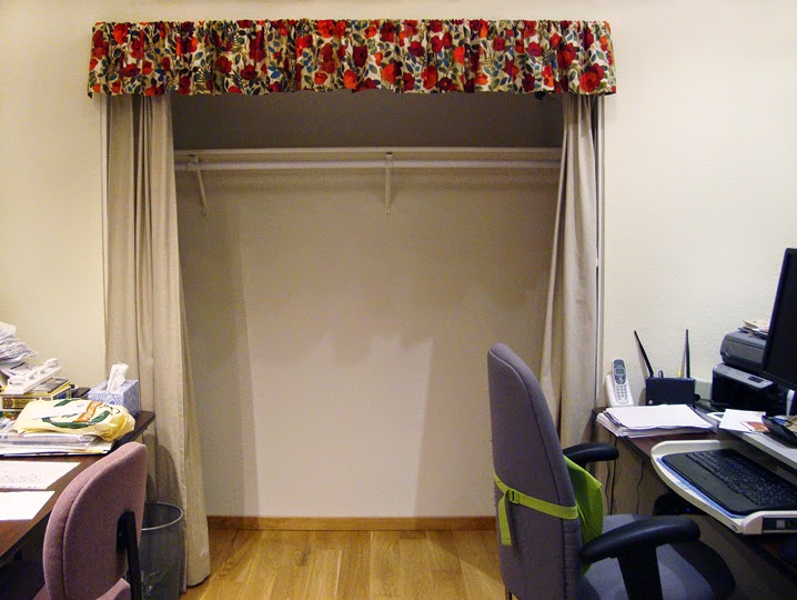 frabric storage system: Empty closet for storing fabrics frabric storage system: Empty closet for storing fabrics