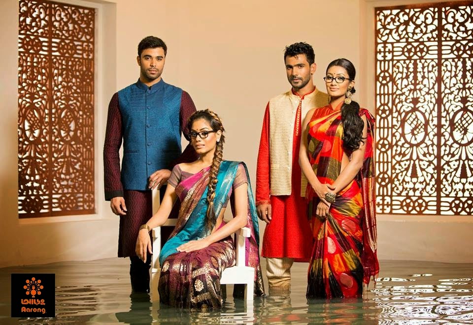 Aarong's controversial ad featuring models in a room with knee-high water Image of Aarong's controversial ad featuring models in a room with knee-high water