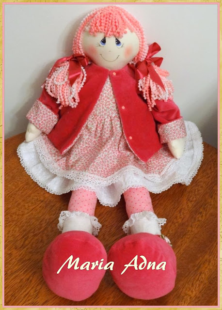 Boneca Emilhinha II Bonecas, Maria Adna, Maria Adna Ateliê, Patechork, bolsas e afins, Bonecos, Boneca Emilhinha, Bonecas de Pano, Bonecas de tecido