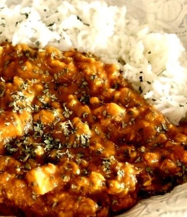 Vegan Coconut-Lentil Curry with Sweet Potatoes
