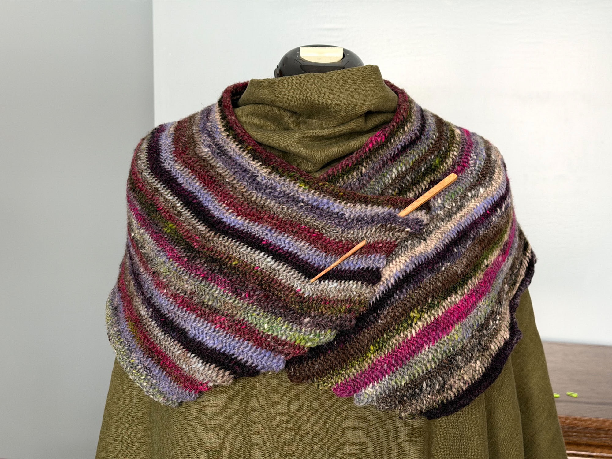 Nålbinding a Noro Wrap
