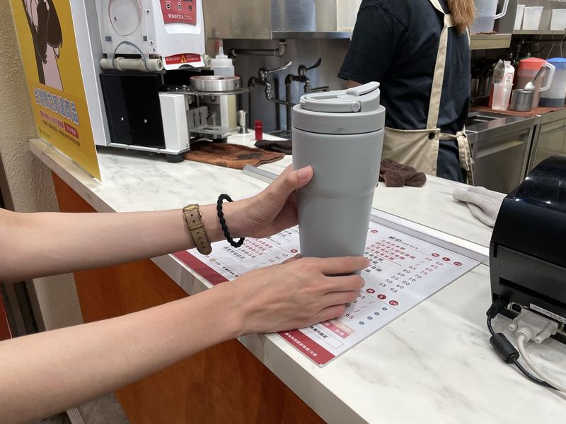 自備環保杯之外的選擇 循環容器怎麼推? 還缺清洗、逆物流體系