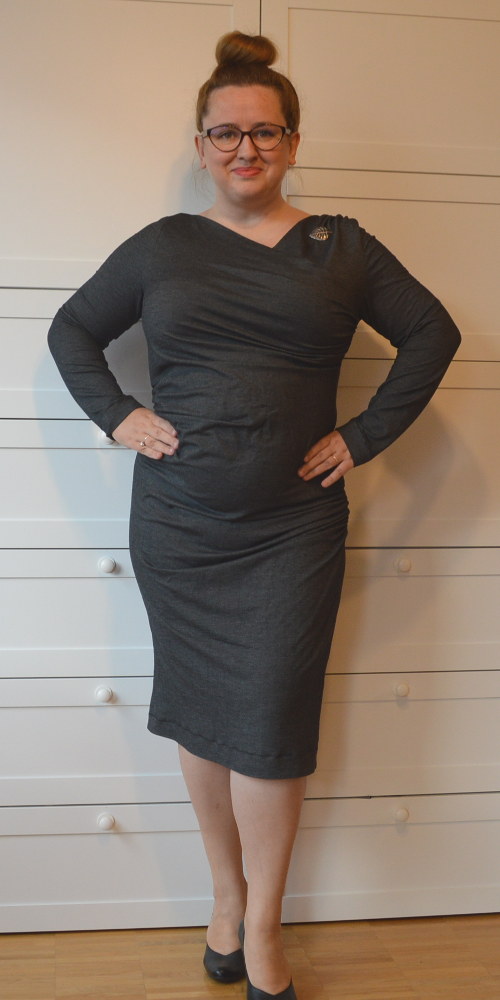 elfka_szara_sukienka