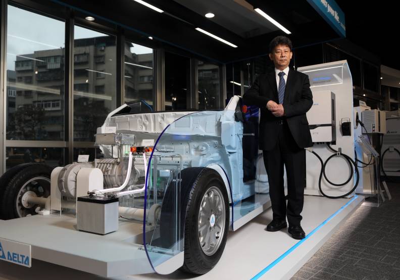 鄭平超前部署電動車,台達三度轉型市值翻三倍