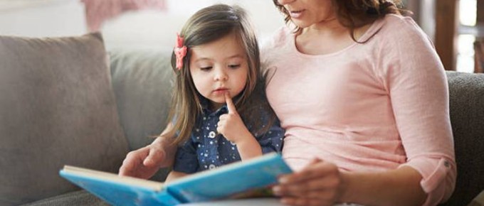 young-kid-reading