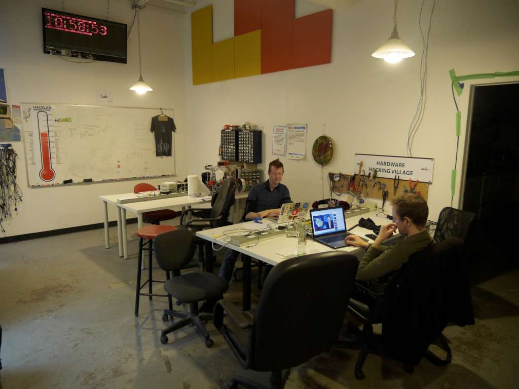 Andrew Kilpatrick's LED Workshop at Hacklab