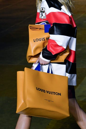 Louis Vuitton - Runway - Spring/Summer 2024 Paris Men Fashion Week louis vuitton runway spring/summer 2024 paris men fashion week