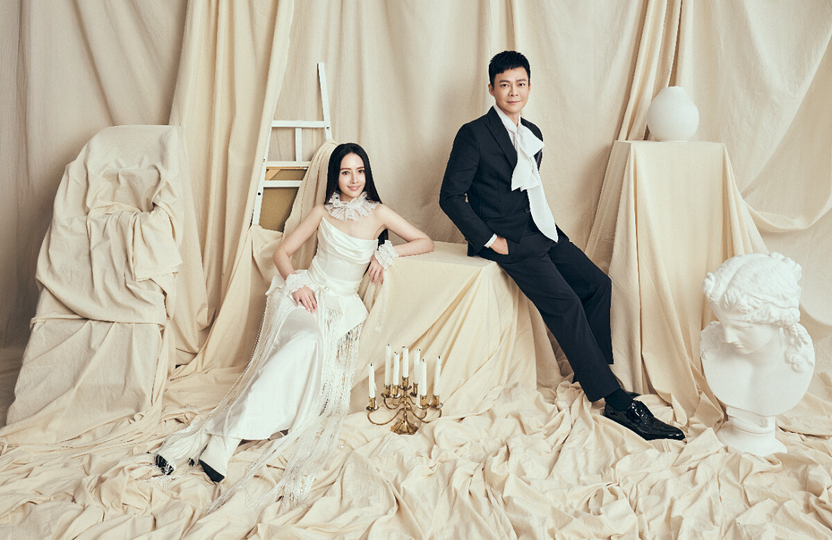 左起:郭碧婷、楊勝君總院長。