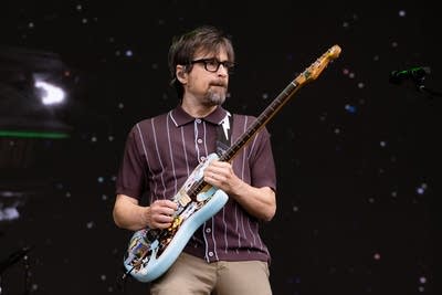 Music News Aug. 21: Posthumous Jennifer Finch Memoir Announced, Rivers Cuomo Goes Full Gold as Weezer Play “We Might as Well Be Strangers” on Fallon