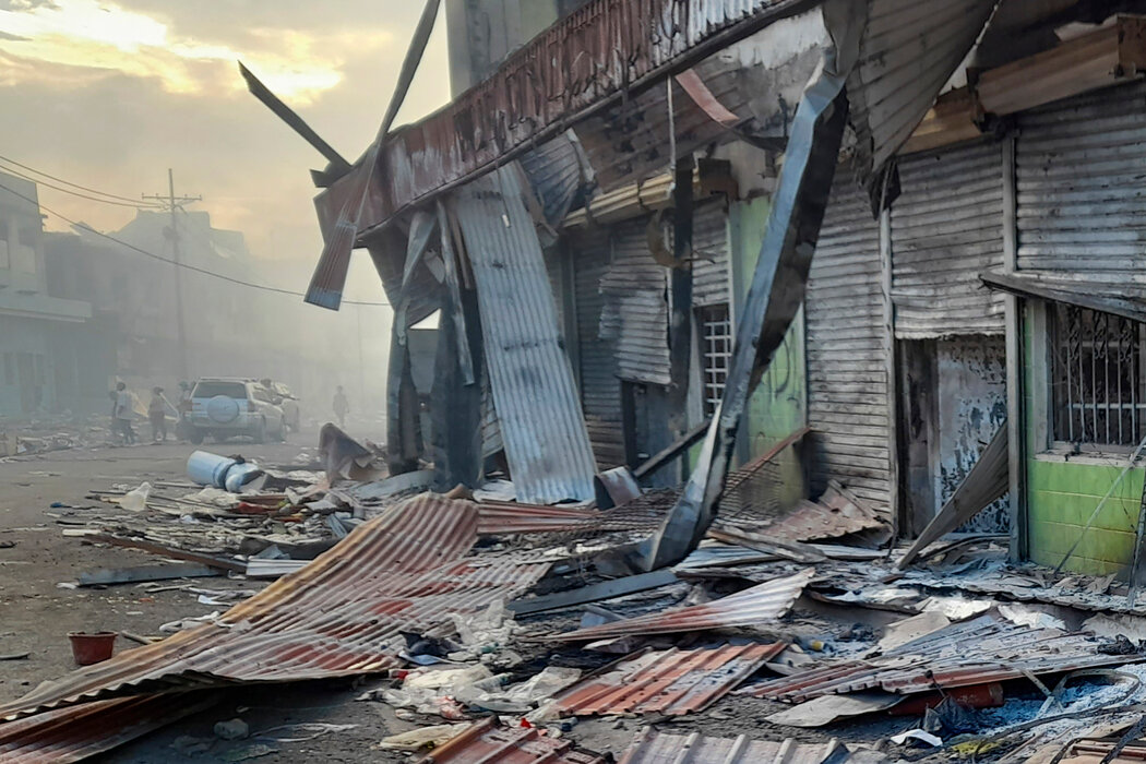 2021年11月,在所罗门群岛霍尼亚拉的抗议活动中被损毁的唐人街商店。