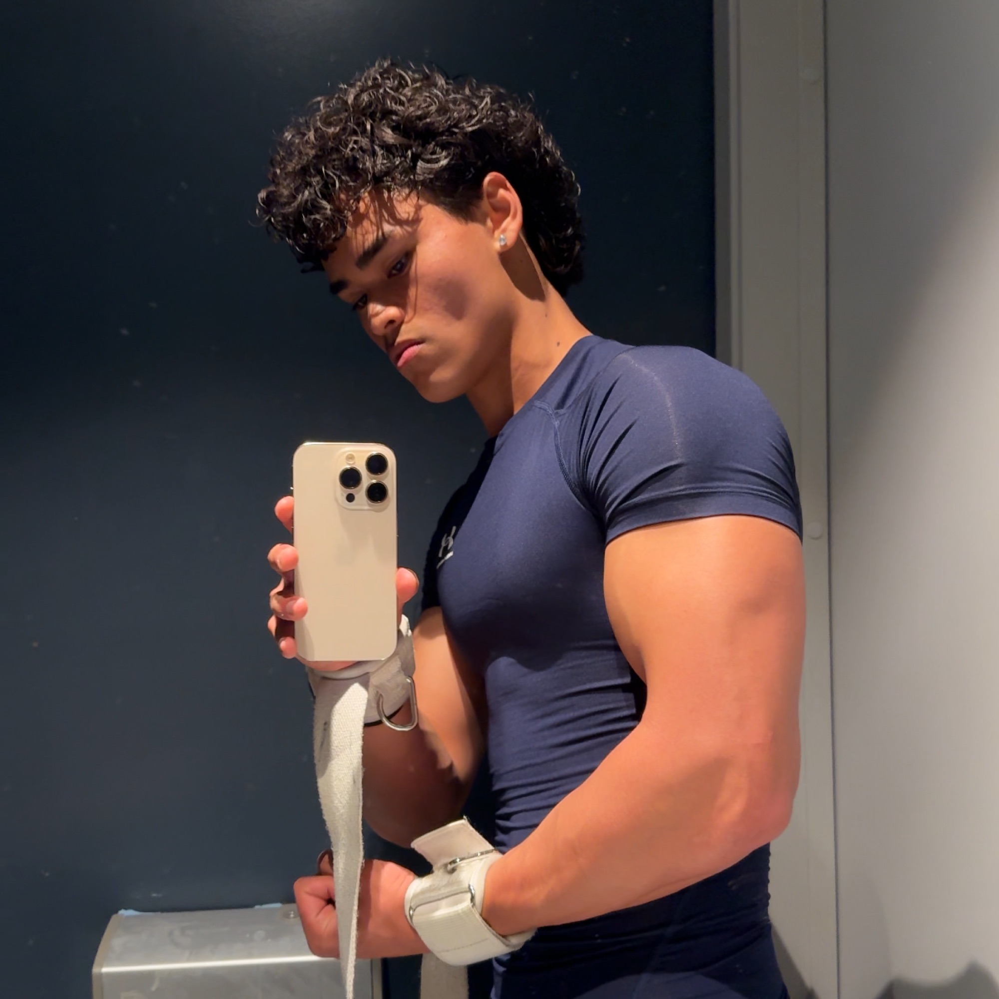julianwng's avatar