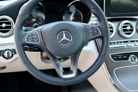 SERVICING MERCEDES BENZ