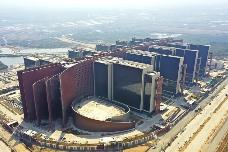 New World’s Largest Office Building Surpasses the Pentagon